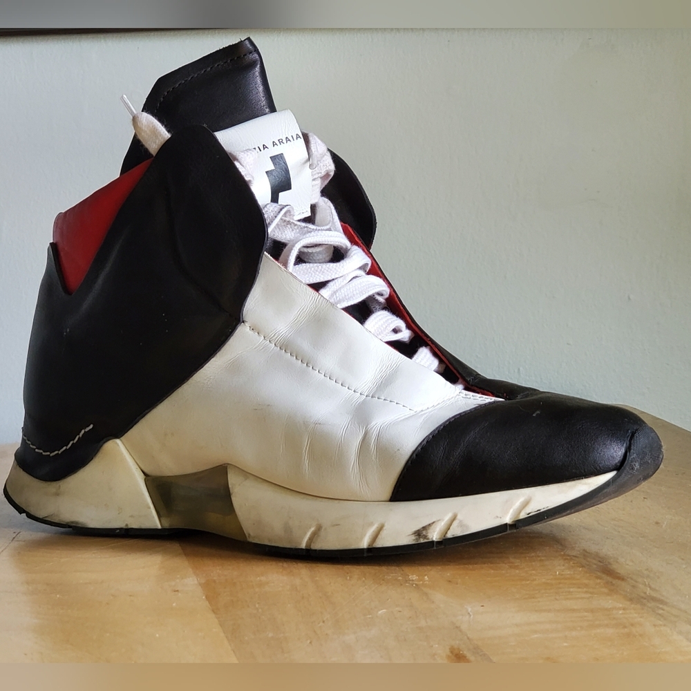 Cinzia Araia - High-Top Leather Sneakers